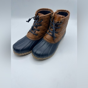 Women’s 6 Nautica Dorsay Brown Navy Blue Quilted Duck Side Zip‎ Winter Boots